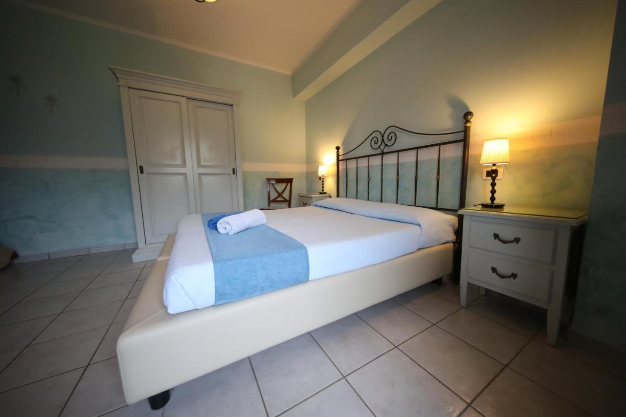 Le Terrazze B&B Формия Екстериор снимка